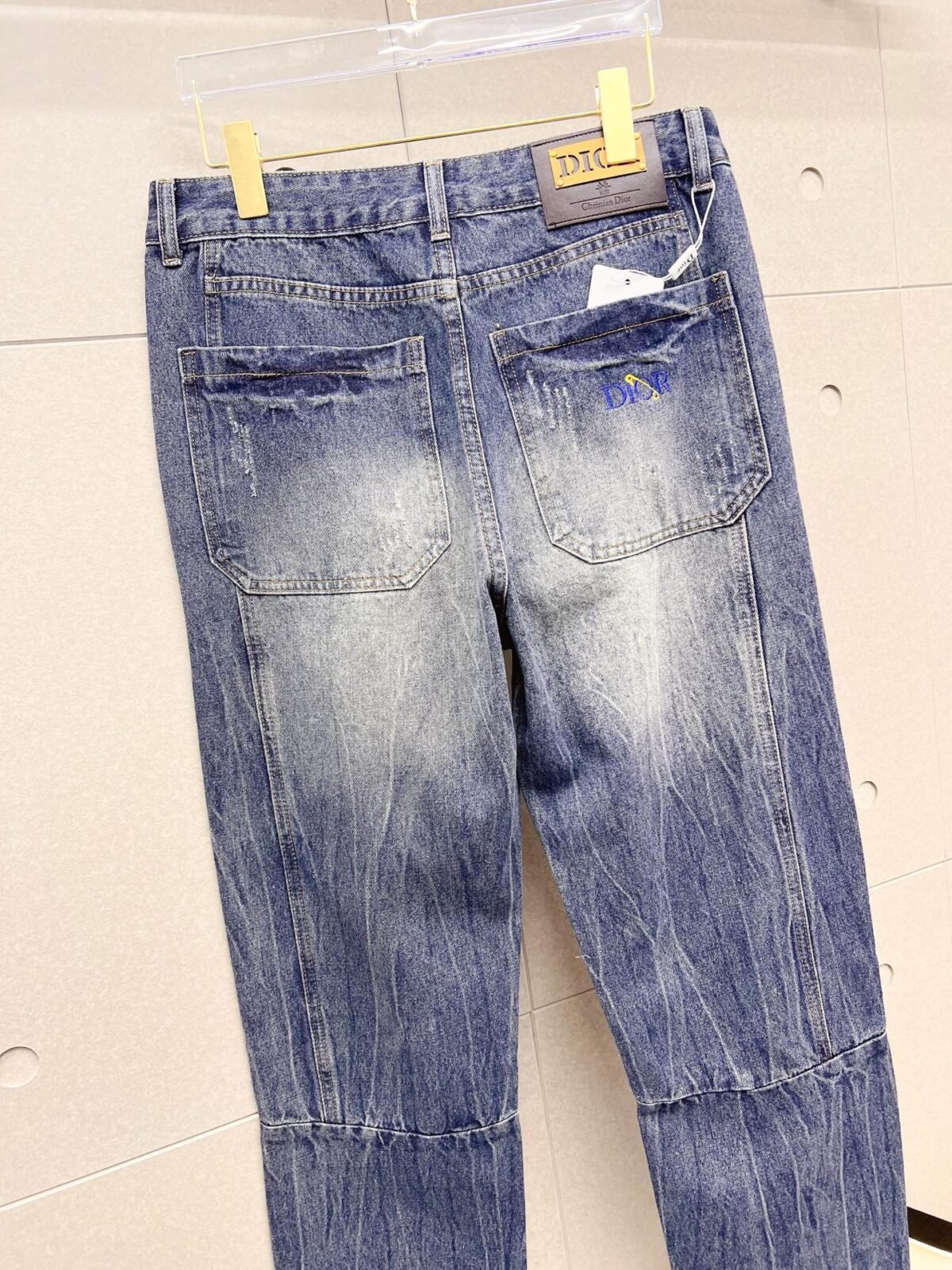 ⁦جينز ديور الرجالي العصري⁩ - الصورة ⁦3⁩
