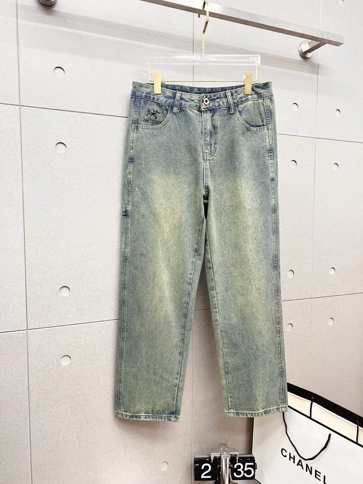 ⁦بنطال جينز رجالي عصري من أركتريكس⁩ - الصورة ⁦1⁩