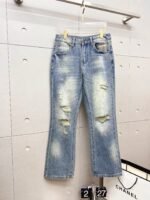 بنطال جينز رجالي عصري من لويفي