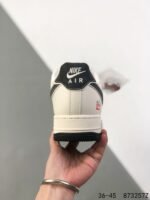 ⁦حذاء Nike Air Force 1 Low x Stone Island x Supreme⁩ - الصورة ⁦7⁩