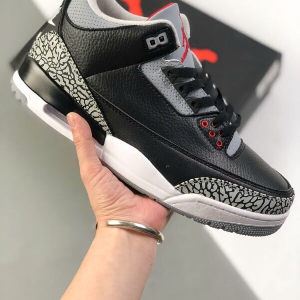 حذاء Nike Air Jordan 3 Retro ES