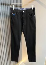 ⁦بنطال جينز رجالي كاجوال فاخر جديد من بربري⁩ - الصورة ⁦2⁩