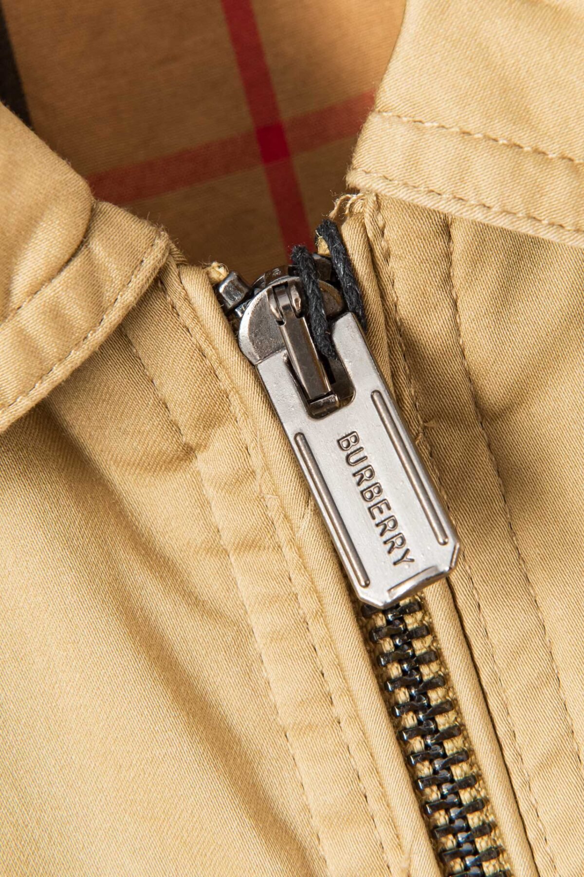 ⁦جاكيت بربري الجديد بغطاء رأس وسحاب مقاوم للماء⁩ - الصورة ⁦8⁩