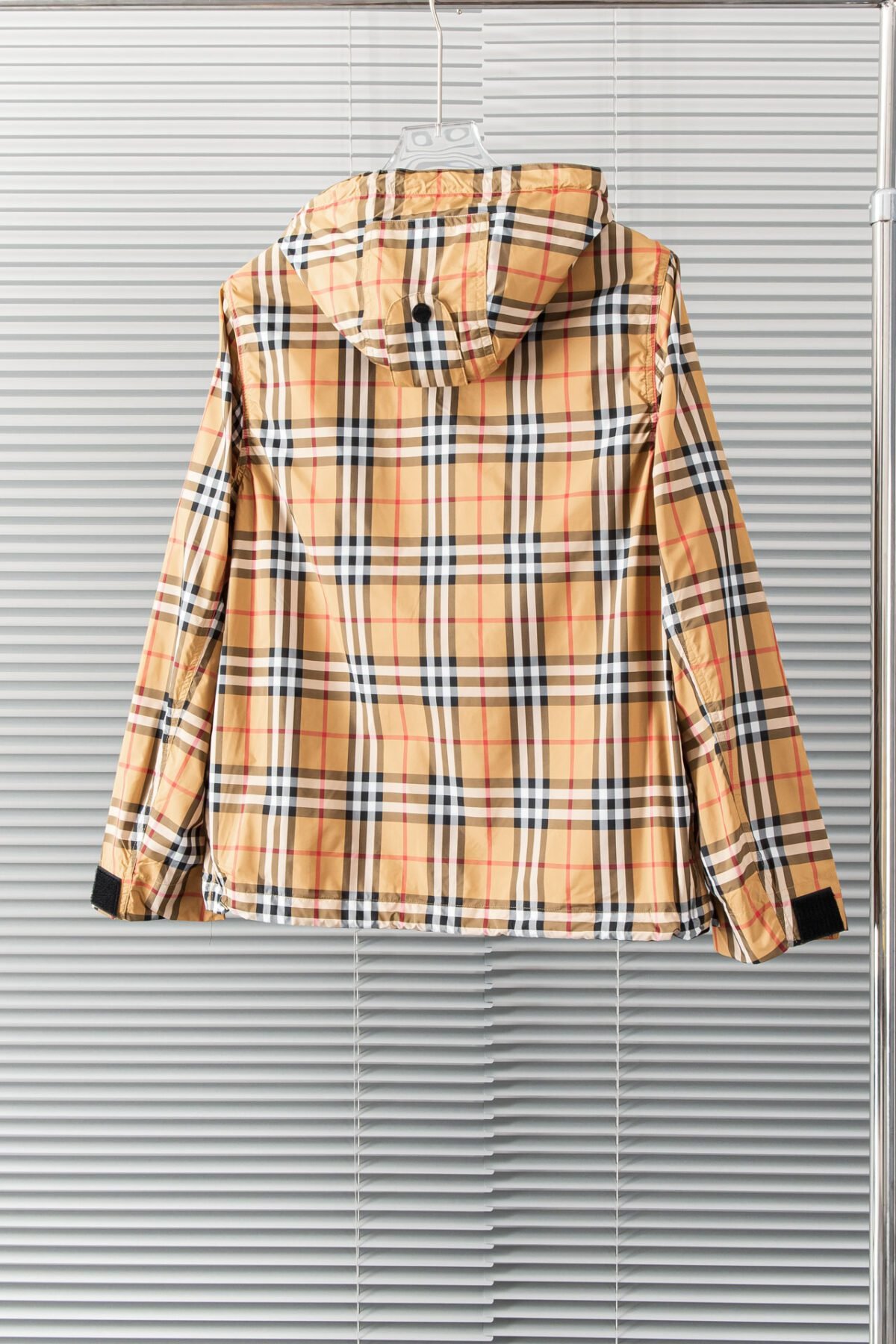 ⁦جاكيت بربري الجديد بغطاء رأس وسحاب مقاوم للماء⁩ - الصورة ⁦3⁩