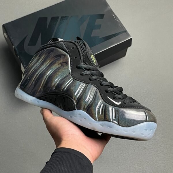 حذاء Nike Air Foamposite Pro