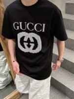 ⁦تيشيرت غوتشي الجديد بأكمام قصيرة وياقة مستديرة⁩ - الصورة ⁦7⁩