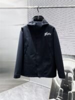 ⁦جاكيت غوتشي الجديد بغطاء رأس⁩ - الصورة ⁦4⁩