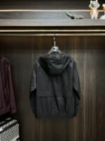 ⁦جاكيت غوتشي الجديد، جاكيت غوتشي الربيعي الكاجوال بغطاء رأس⁩ - الصورة ⁦4⁩