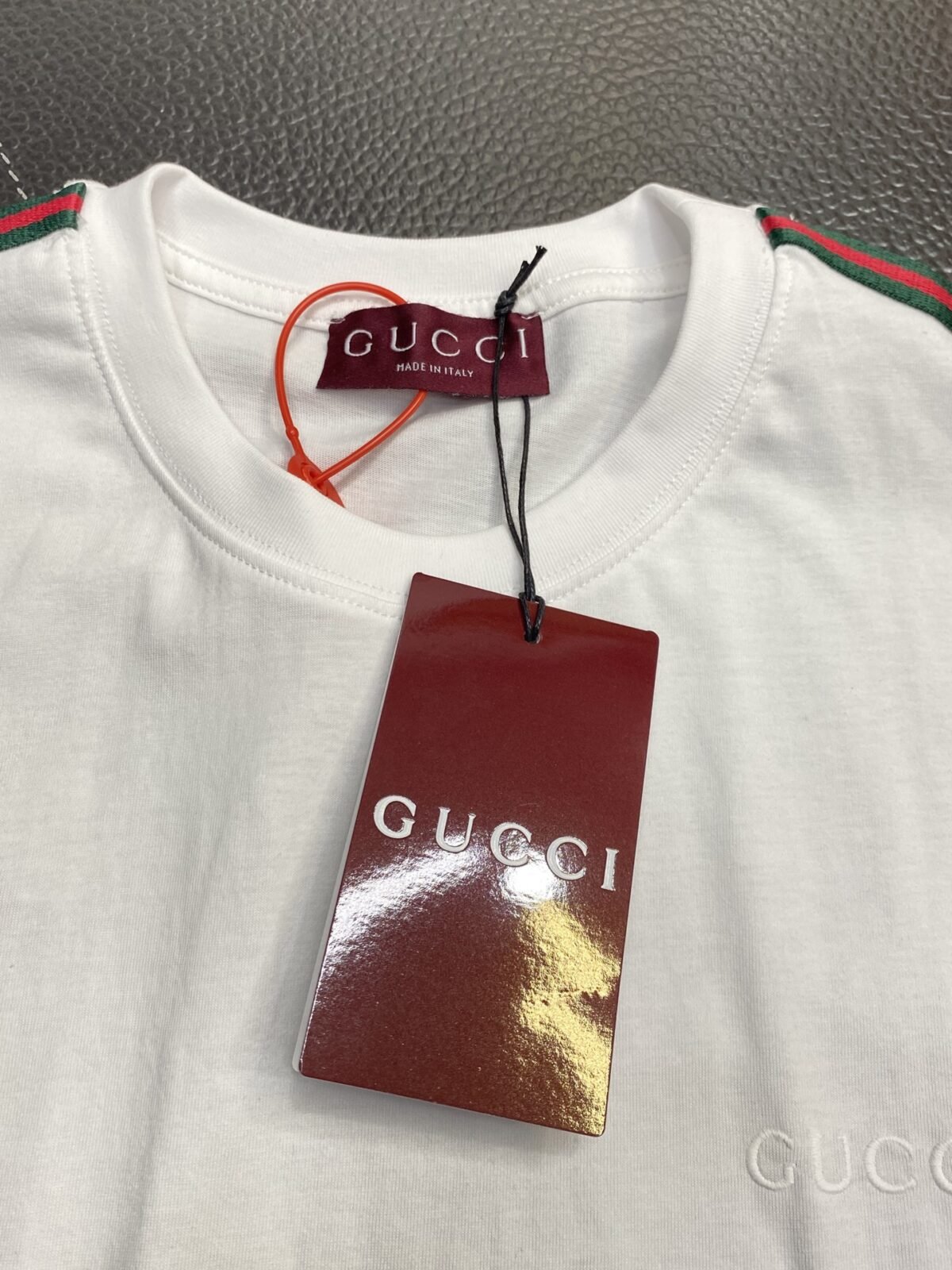 ⁦قميص غوتشي رجالي جديد كاجوال بأكمام قصيرة⁩ - الصورة ⁦6⁩