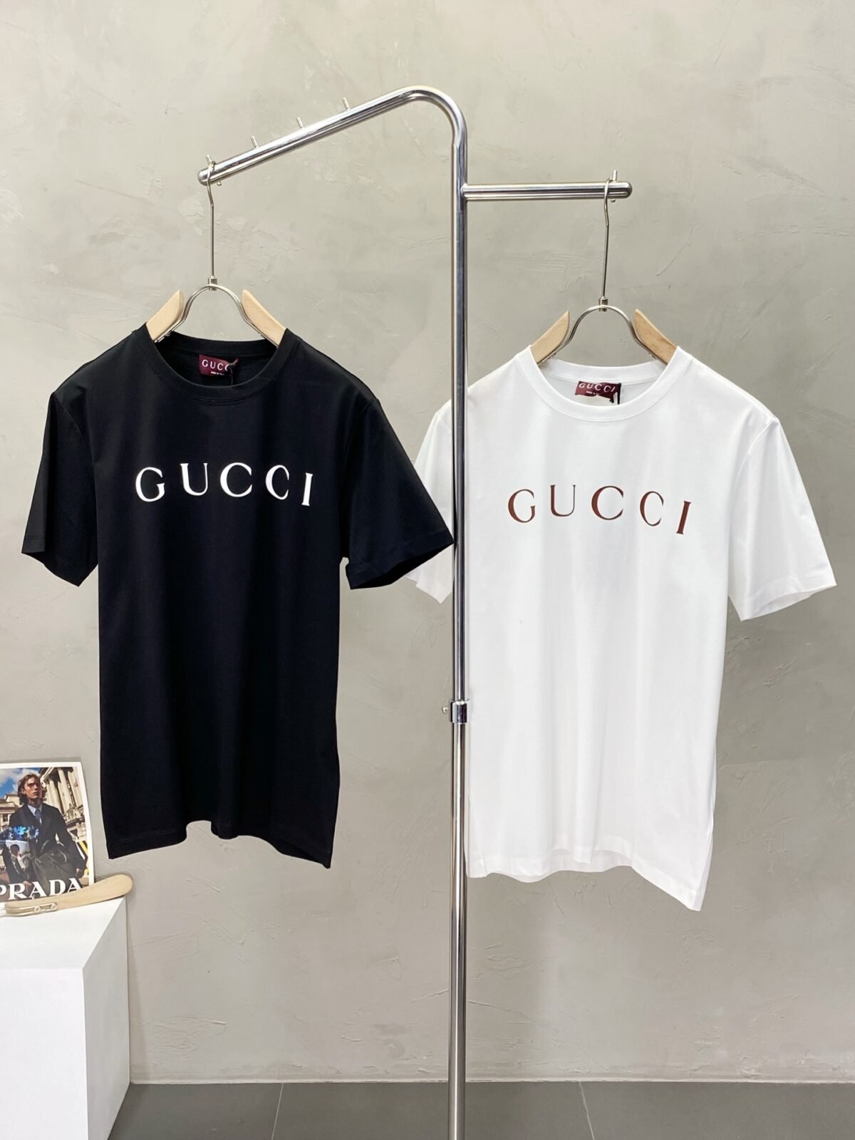 wsxc1748379235604_0 قميص غوتشي رجالي جديد كاجوال بأكمام قصيرة - الصورة 1