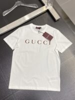 ⁦قميص غوتشي رجالي جديد كاجوال بأكمام قصيرة⁩ - الصورة ⁦4⁩