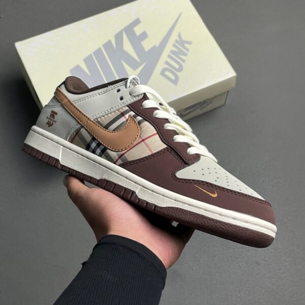 حذاء Nike SB Dunk Low Pro QS