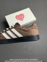 ⁦حذاء adidas Originals Samba OG x Gucci⁩ - الصورة ⁦3⁩