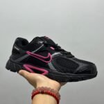 حذاء Nike V5 RNR