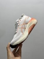 ⁦حذاء ASICS GEL-KAYANO 31⁩ - الصورة ⁦3⁩