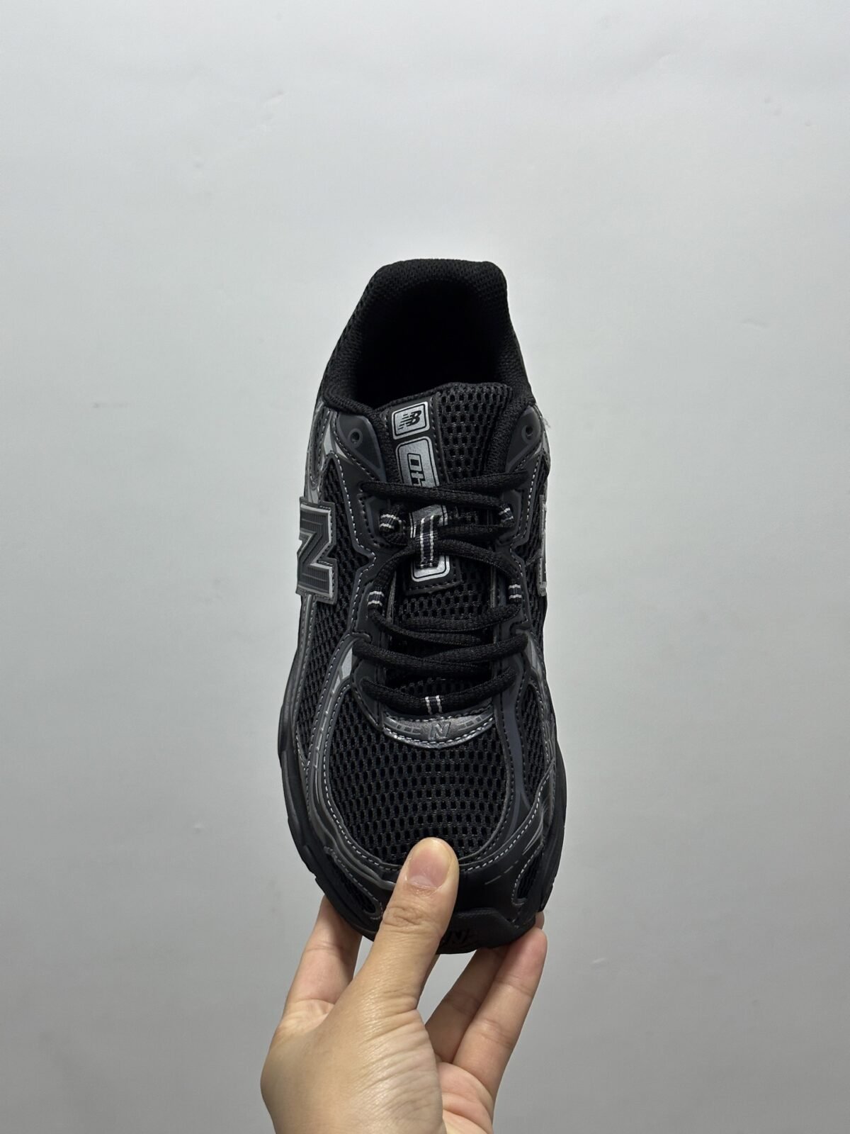⁦حذاء New Balance 740⁩ - الصورة ⁦2⁩
