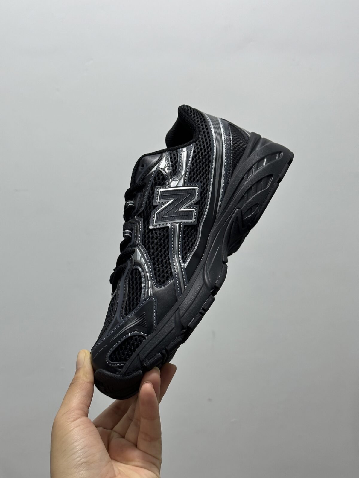 ⁦حذاء New Balance 740⁩ - الصورة ⁦3⁩