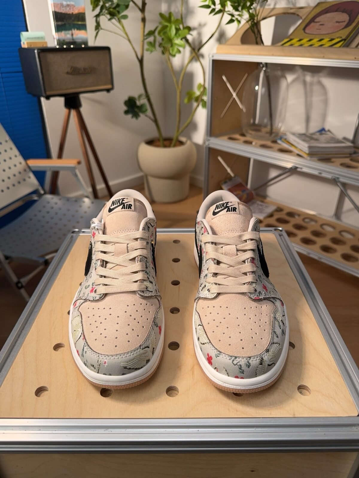 ⁦حذاء Nike Air Jordan 1 Low AJ1 "Floral Delight"⁩ - الصورة ⁦2⁩