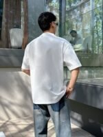 ⁦تيشيرت غوتشي الجديد بأكمام قصيرة وياقة مستديرة⁩ - الصورة ⁦8⁩