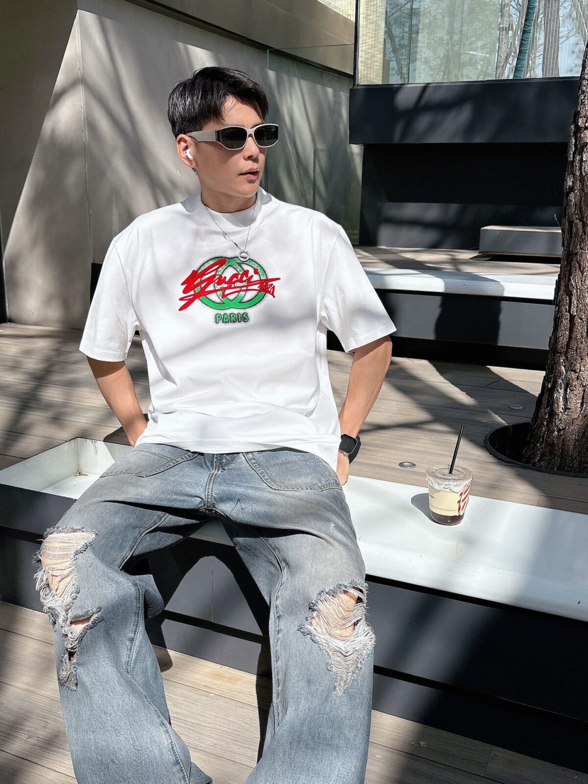 ⁦تيشيرت غوتشي الجديد بأكمام قصيرة وياقة مستديرة⁩ - الصورة ⁦7⁩