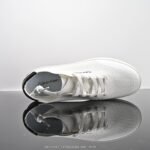 ⁦حذاء Calvin Klein الكاجوال⁩ - الصورة ⁦4⁩