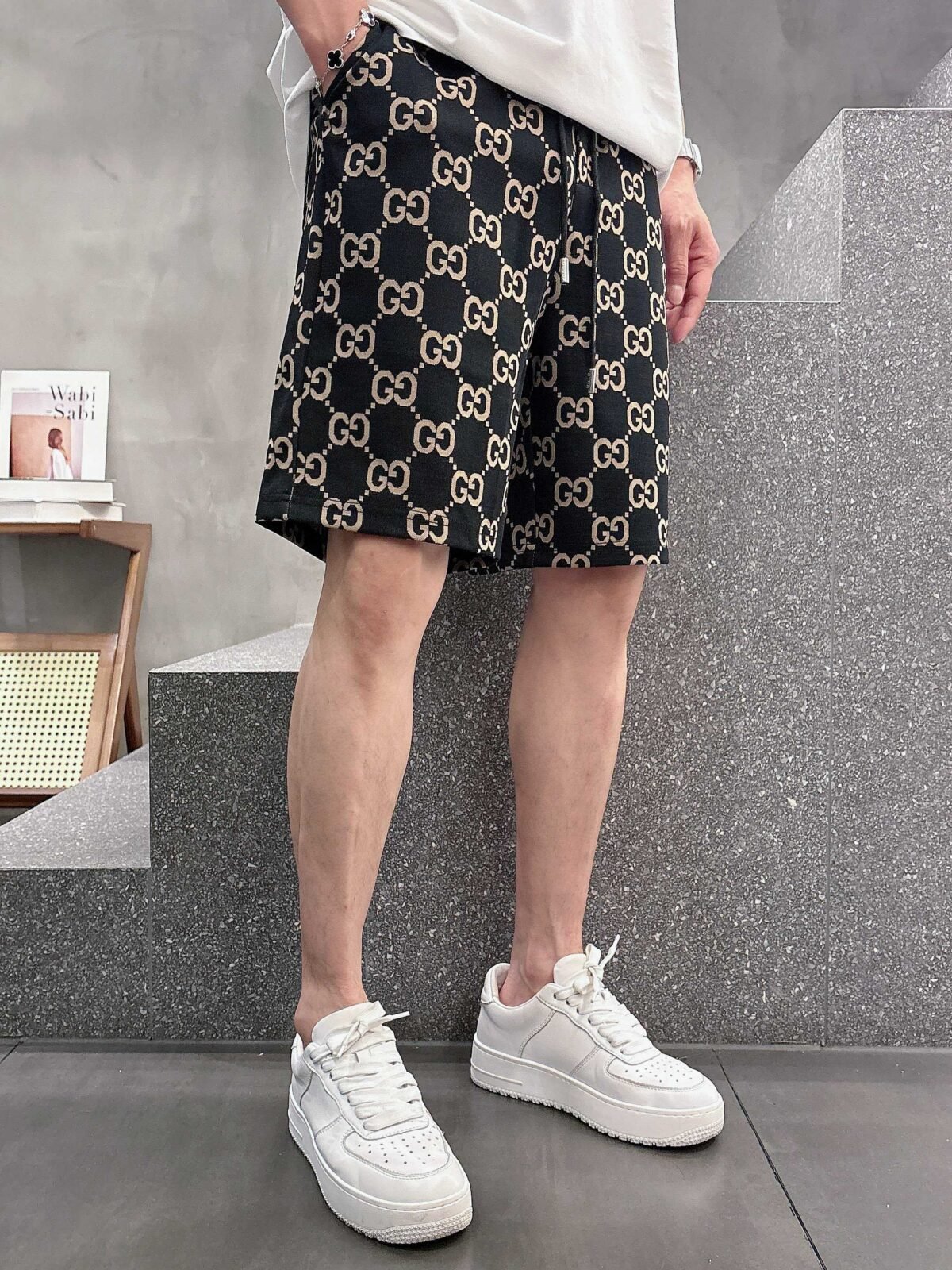 ⁦شورت غوتشي رجالي كاجوال جديد⁩ - الصورة ⁦3⁩