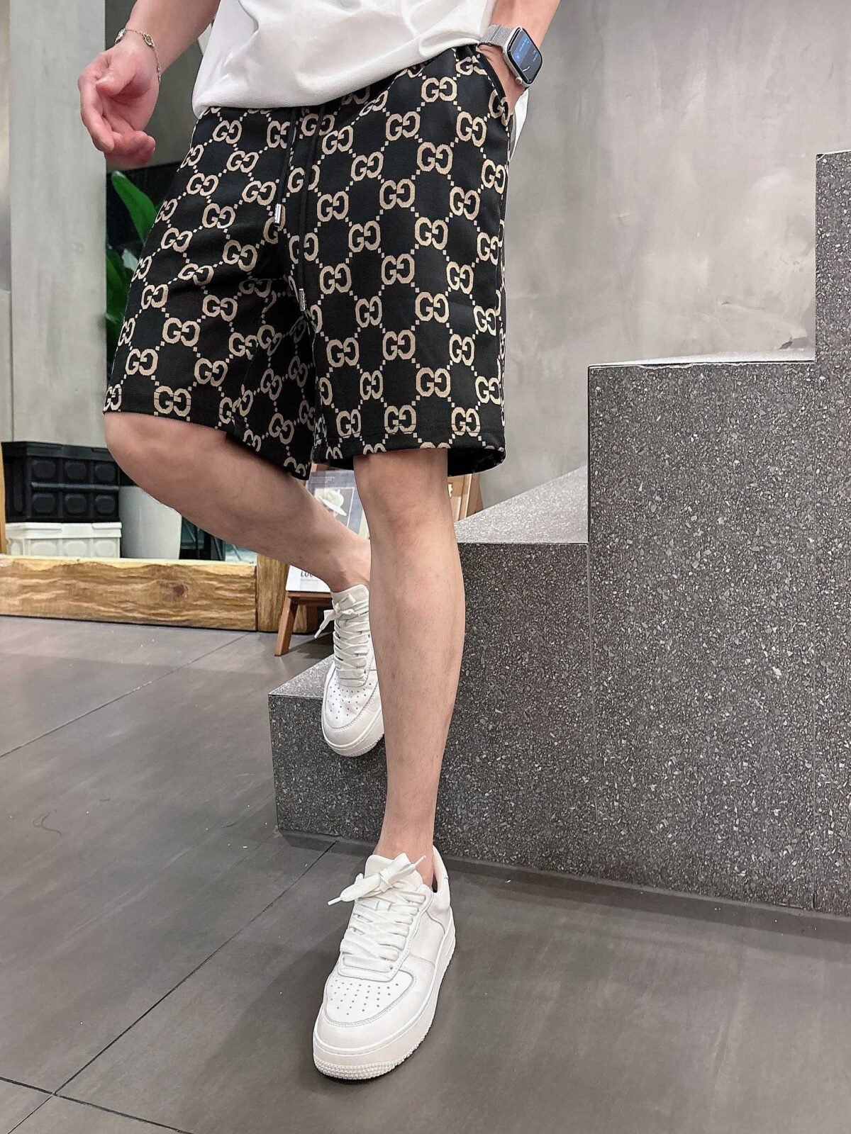 ⁦شورت غوتشي رجالي كاجوال جديد⁩ - الصورة ⁦2⁩