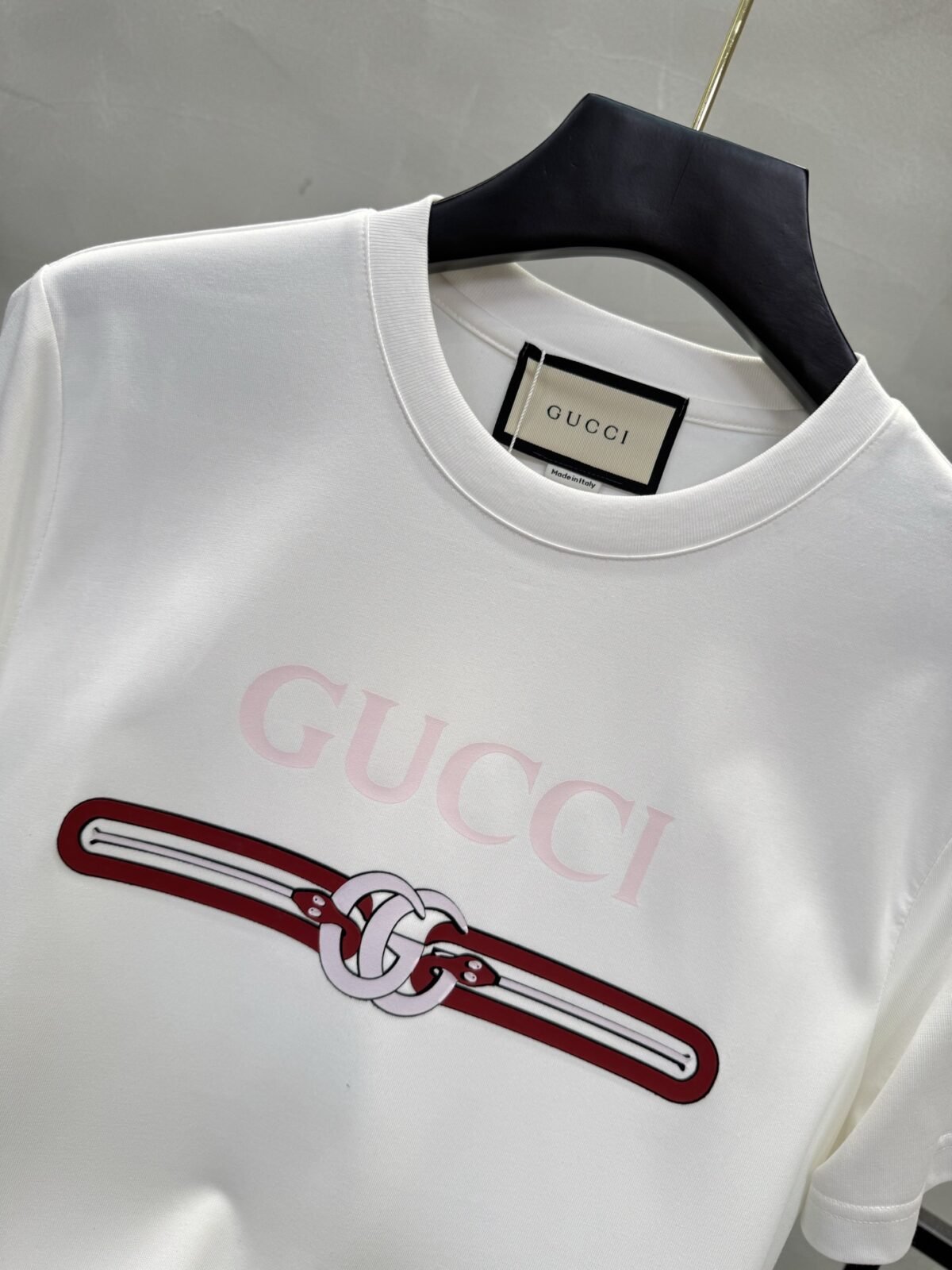 ⁦تيشيرت غوتشي الصيفي الجديد! تصميم كلاسيكي وبسيط.⁩ - الصورة ⁦5⁩