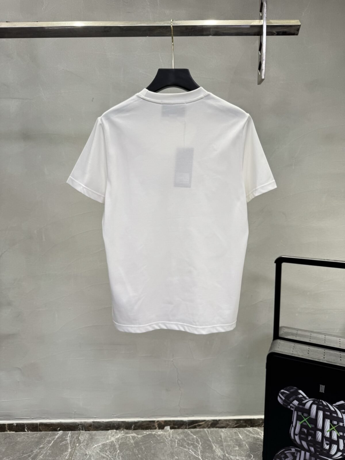 ⁦تيشيرت غوتشي الصيفي الجديد! تصميم كلاسيكي وبسيط.⁩ - الصورة ⁦7⁩