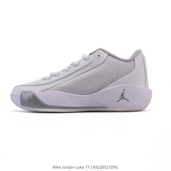 حذاء Nike Jordan Luka 77