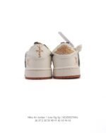 ⁦حذاء Nike Air Jordan 1 Low OG SP⁩ - الصورة ⁦5⁩