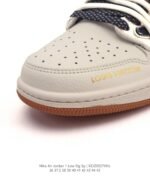 ⁦حذاء Nike Air Jordan 1 Low OG SP⁩ - الصورة ⁦7⁩