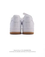 ⁦حذاء Nike Air Force 1 '07 Low⁩ - الصورة ⁦5⁩