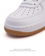 ⁦حذاء Nike Air Force 1 '07 Low⁩ - الصورة ⁦7⁩