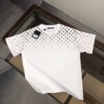 تيشيرت لويس فويتون قطني بياقة دائرية وأكمام قصيرة