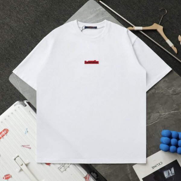 تيشيرت لويس فويتون الجديد، كاجوال، بأكمام قصيرة، مطرز بشعار صغير