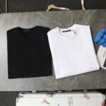 ⁦تيشيرت لويس فويتون الجديد، كاجوال، بأكمام قصيرة⁩ - الصورة ⁦8⁩