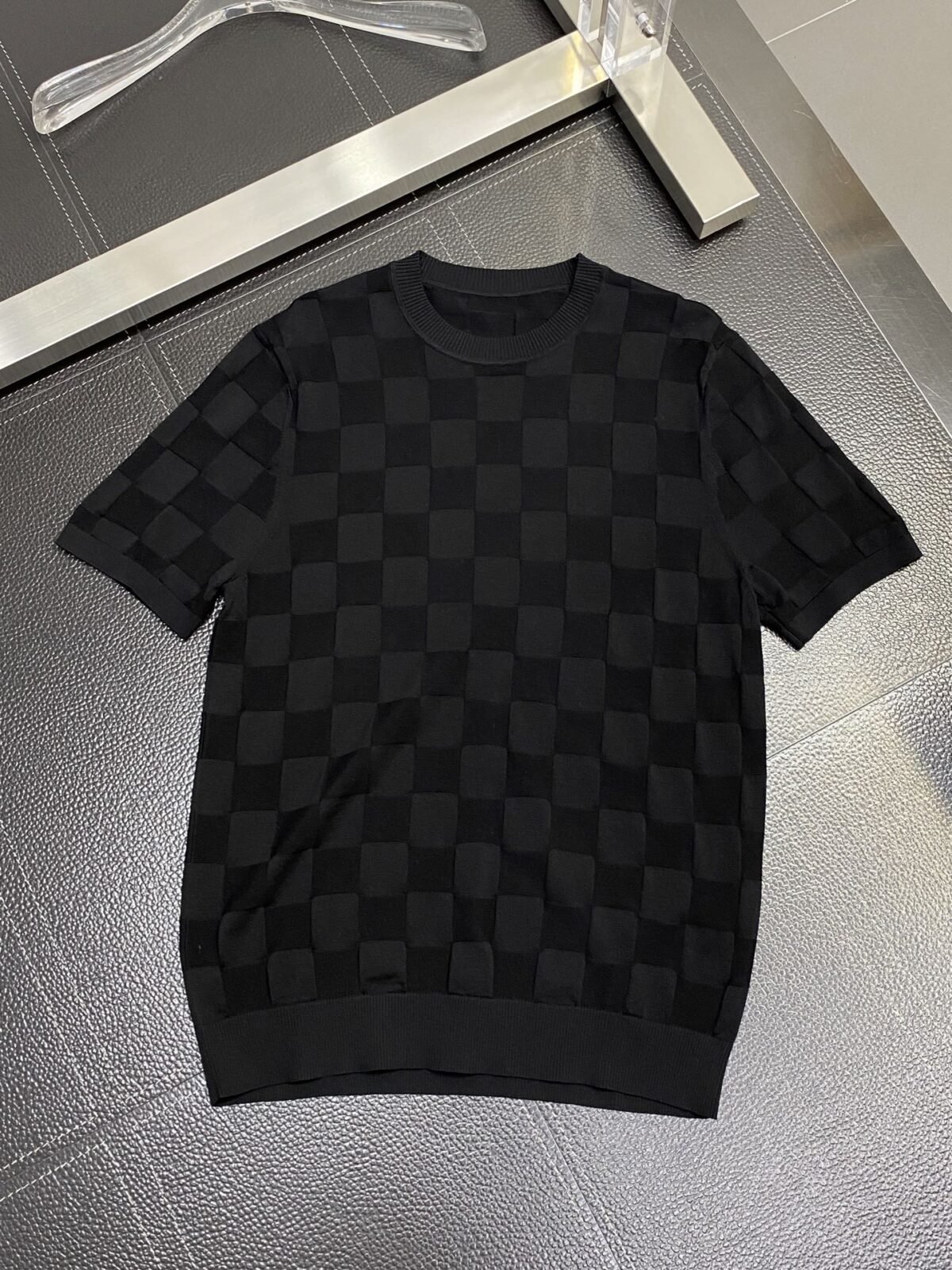 ⁦تيشيرت لويس فويتون محبوك بأكمام قصيرة⁩ - الصورة ⁦5⁩