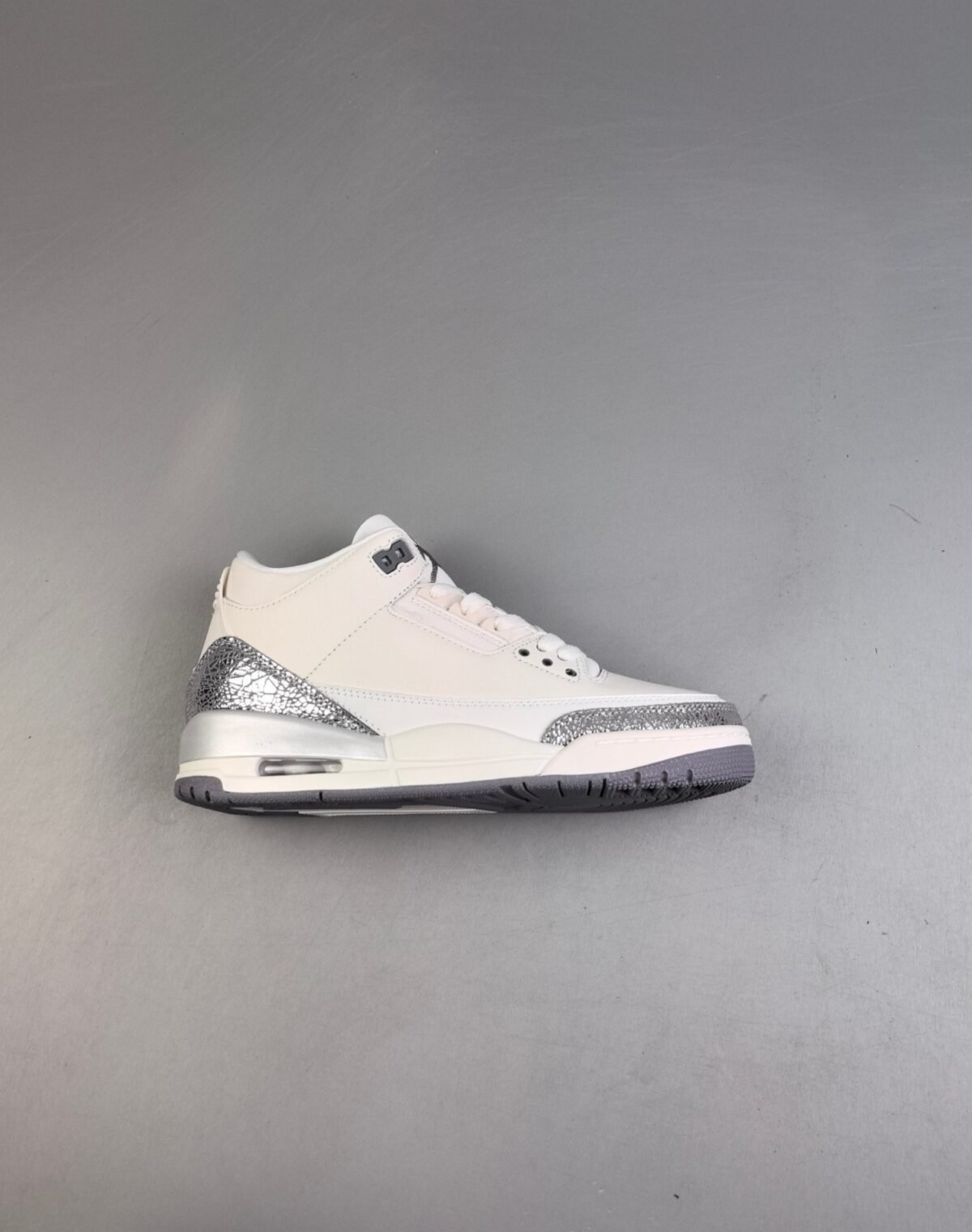 ⁦حذاء NIKE Air Jordan 3 Retro⁩ - الصورة ⁦1⁩
