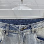 ⁦جينز لويس فويتون فاخر⁩ - الصورة ⁦7⁩