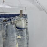 ⁦جينز لويس فويتون فاخر⁩ - الصورة ⁦5⁩