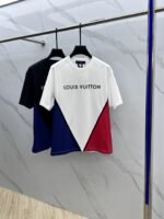 ⁦تيشيرت لويس فويتون الخارجي الجديد ذو الرقبة المستديرة⁩ - الصورة ⁦2⁩