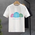 تيشيرت لويس فويتون الجديد بياقة دائرية وأكمام قصيرة