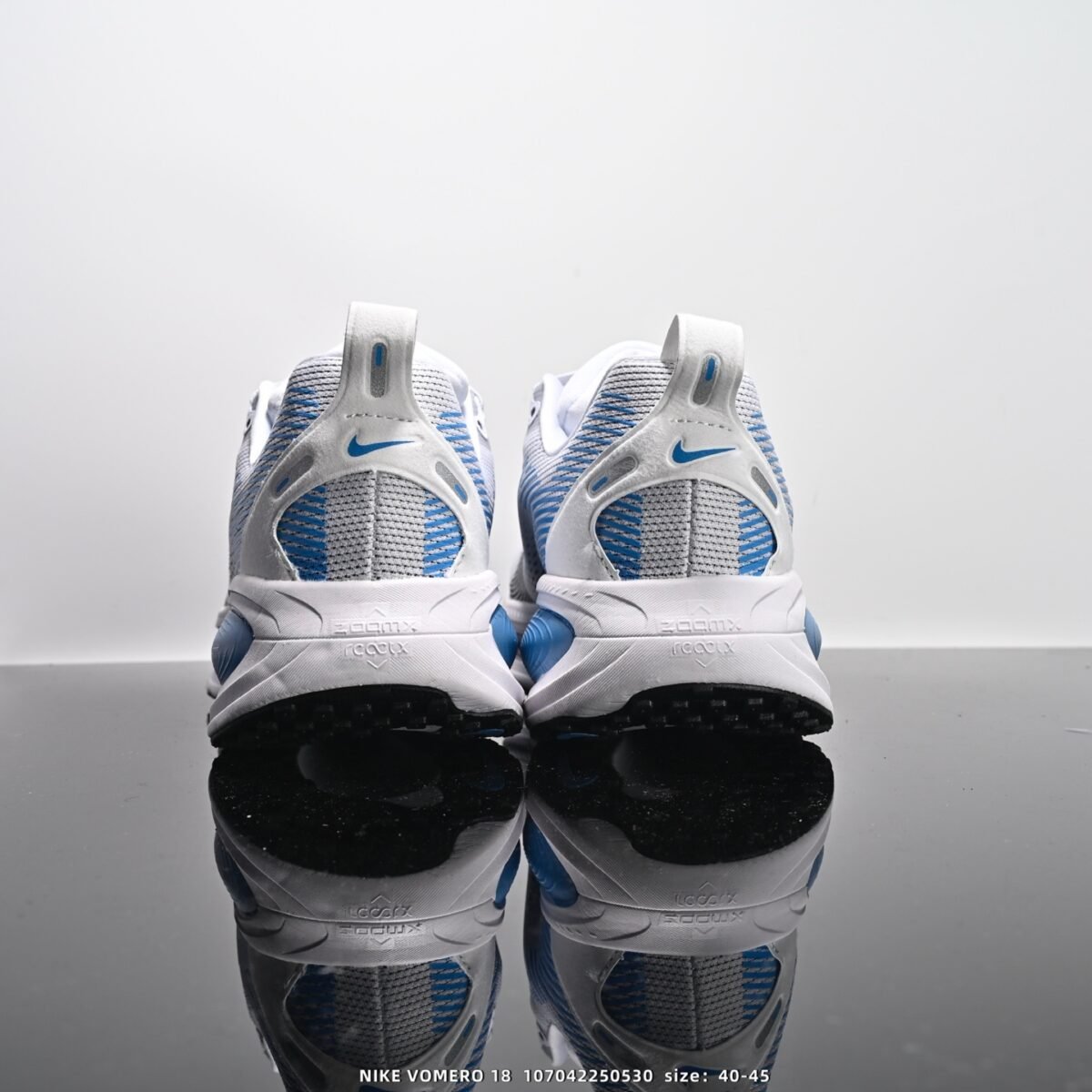 ⁦حذاء NIKE Zoom VOMERO 18⁩ - الصورة ⁦5⁩