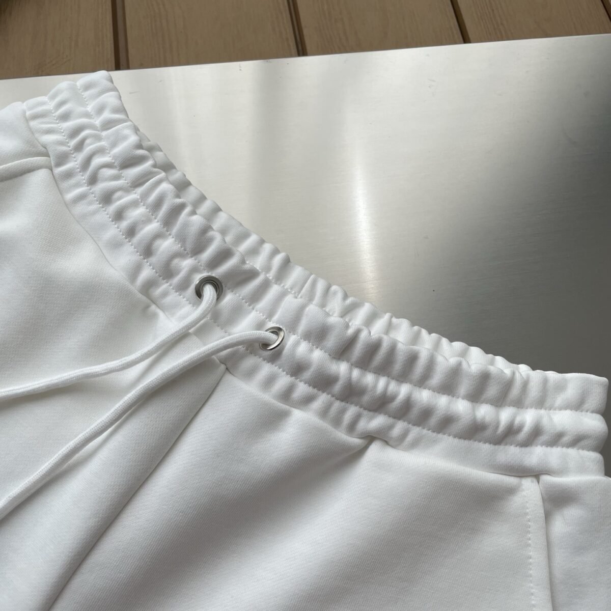 ⁦شورت لويس فويتون بتصميم جديد⁩ - الصورة ⁦4⁩