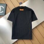 ⁦تيشيرت لويس فويتون الجديد بياقة دائرية وأكمام قصيرة للرجال والنساء⁩ - الصورة ⁦3⁩