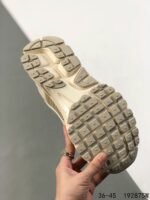 ⁦حذاء Nike Air Zoom Vomero 5⁩ - الصورة ⁦5⁩