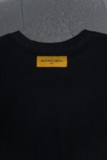 ⁦تيشيرت لويس فويتون بأكمام قصيرة، مناسب للرجال والنساء، مناسب لجميع المناسبات.⁩ - الصورة ⁦6⁩