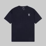 ⁦تيشيرت لويس فويتون بأكمام قصيرة، مطبوع عليه نقشة من الأمام والخلف⁩ - الصورة ⁦6⁩