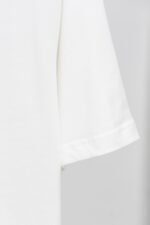 ⁦تيشيرت لويس فويتون بأكمام قصيرة مطبوع عليه ثلاث زهور⁩ - الصورة ⁦6⁩